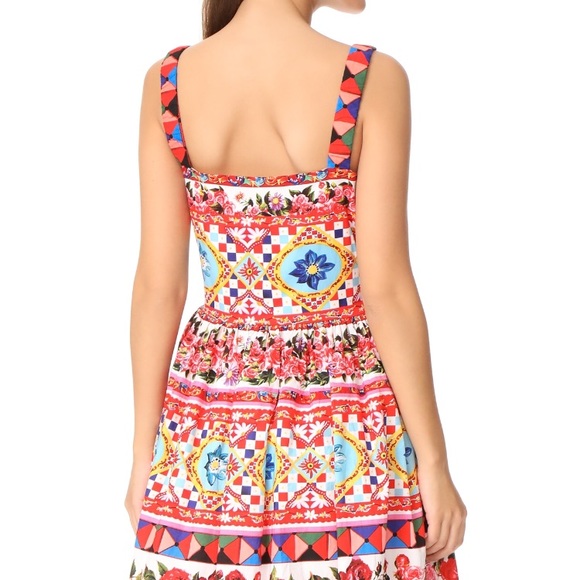 Super fun floral dress ! - Picture 2 of 3